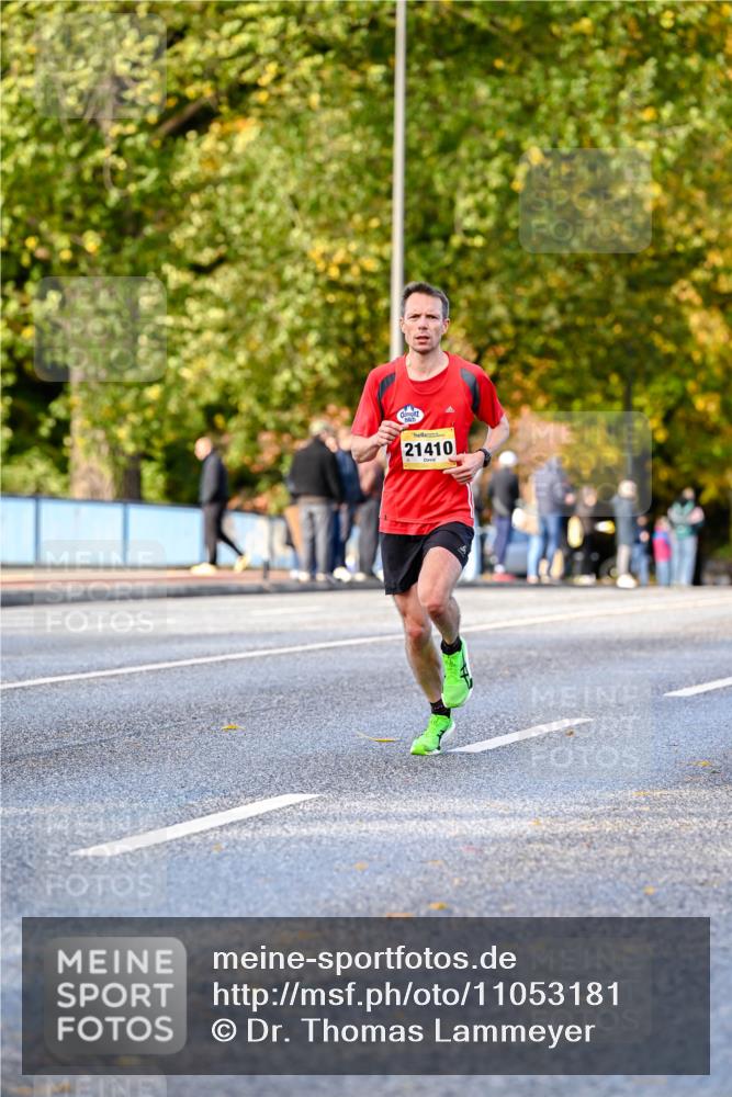 25.10.2026 - hella hamburg halbmarathon Dr. Thomas Lammeyer http://msf.ph/oto/11053181 25.10.2026 10:15:10 Kennedybrücke 21410 meine-sportfotos.de