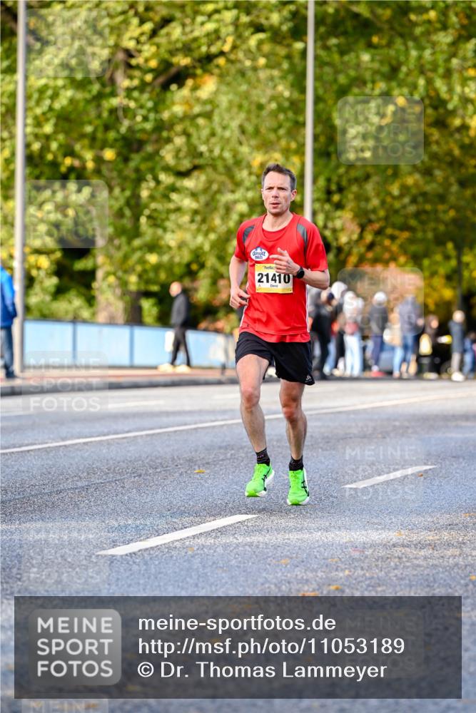 25.10.2026 - hella hamburg halbmarathon Dr. Thomas Lammeyer http://msf.ph/oto/11053189 25.10.2026 10:15:10 Kennedybrücke 21410 meine-sportfotos.de
