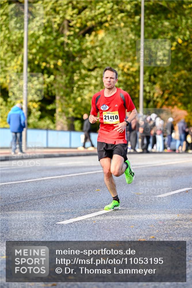 25.10.2026 - hella hamburg halbmarathon Dr. Thomas Lammeyer http://msf.ph/oto/11053195 25.10.2026 10:15:10 Kennedybrücke 21410 meine-sportfotos.de