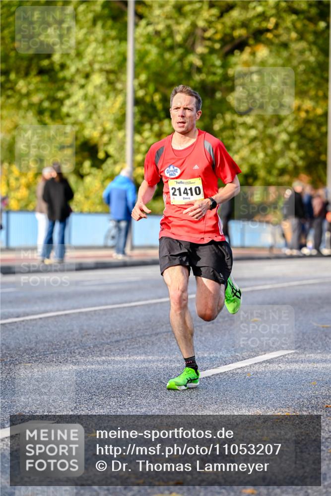 25.10.2026 - hella hamburg halbmarathon Dr. Thomas Lammeyer http://msf.ph/oto/11053207 25.10.2026 10:15:11 Kennedybrücke 21410 meine-sportfotos.de
