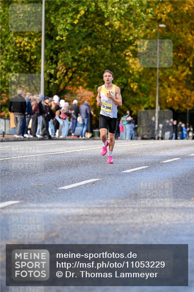 25.10.2026 - hella hamburg halbmarathon Dr. Thomas Lammeyer http://msf.ph/oto/11053229 25.10.2026 10:15:23 Kennedybrücke 31360 meine-sportfotos.de