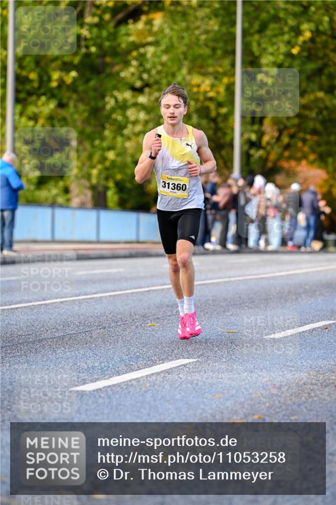 25.10.2026 - hella hamburg halbmarathon Dr. Thomas Lammeyer http://msf.ph/oto/11053258 25.10.2026 10:15:26 Kennedybrücke 31360 meine-sportfotos.de