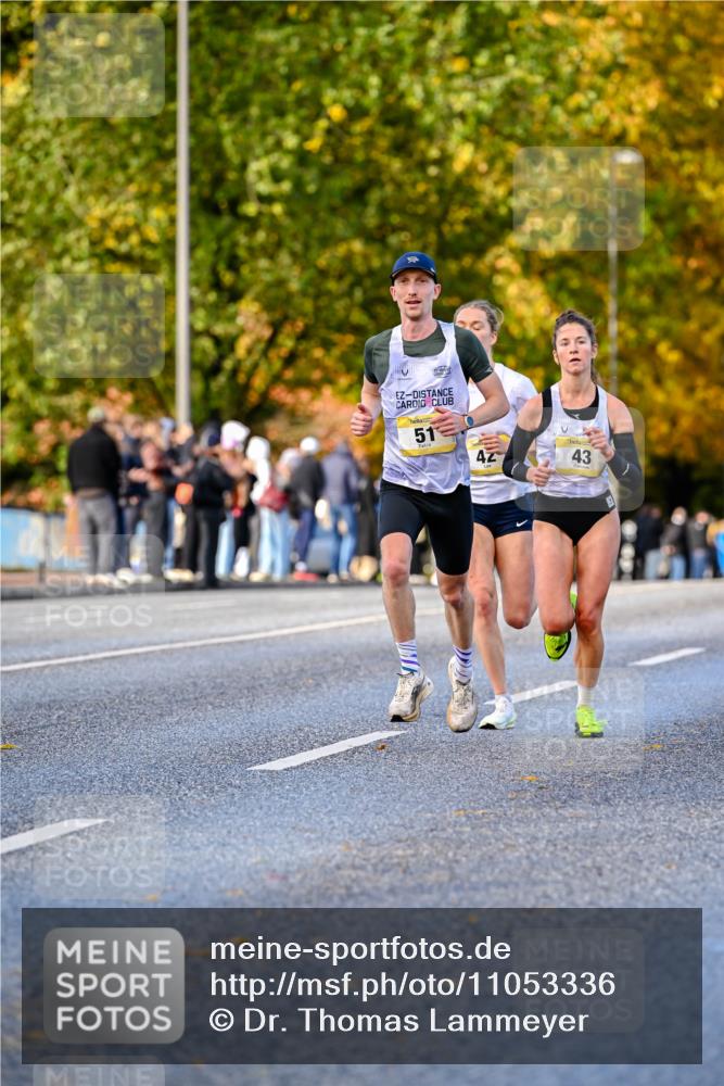 25.10.2026 - hella hamburg halbmarathon Dr. Thomas Lammeyer http://msf.ph/oto/11053336 25.10.2026 10:15:43 Kennedybrücke 51, 42, 43 meine-sportfotos.de