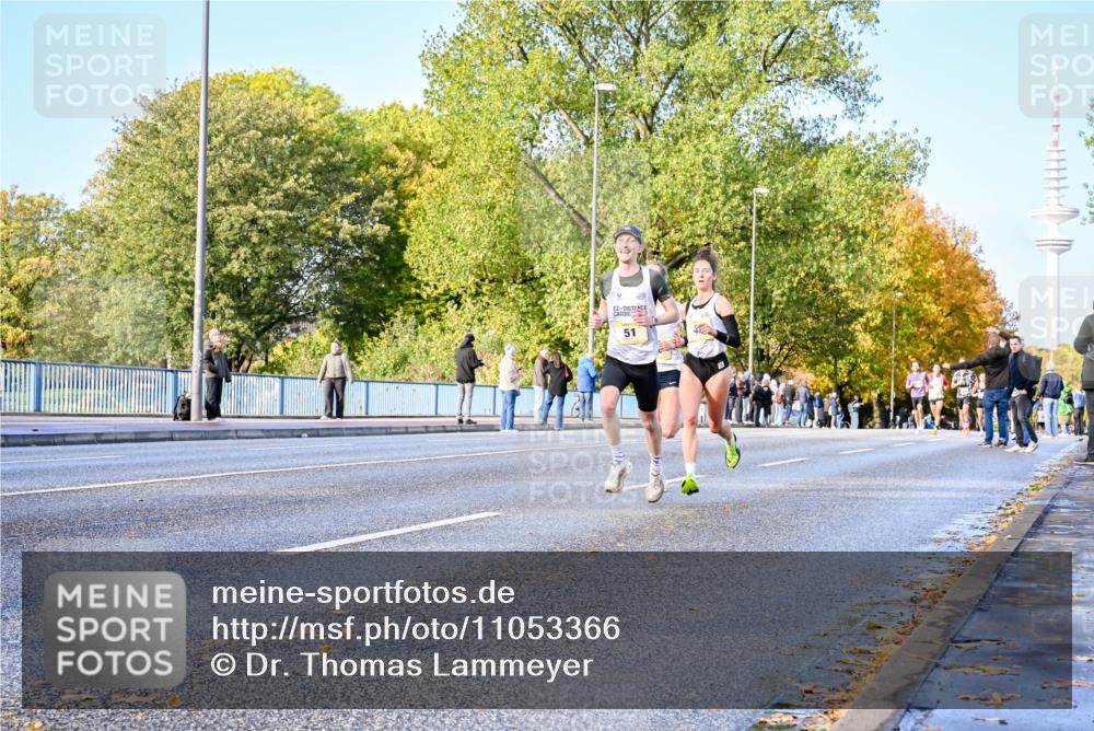 25.10.2026 - hella hamburg halbmarathon Dr. Thomas Lammeyer http://msf.ph/oto/11053366 25.10.2026 10:15:46 Kennedybrücke 51 meine-sportfotos.de