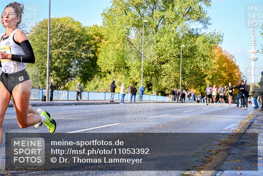 25.10.2026 - hella hamburg halbmarathon Dr. Thomas Lammeyer http://msf.ph/oto/11053392 25.10.2026 10:15:48 Kennedybrücke  meine-sportfotos.de