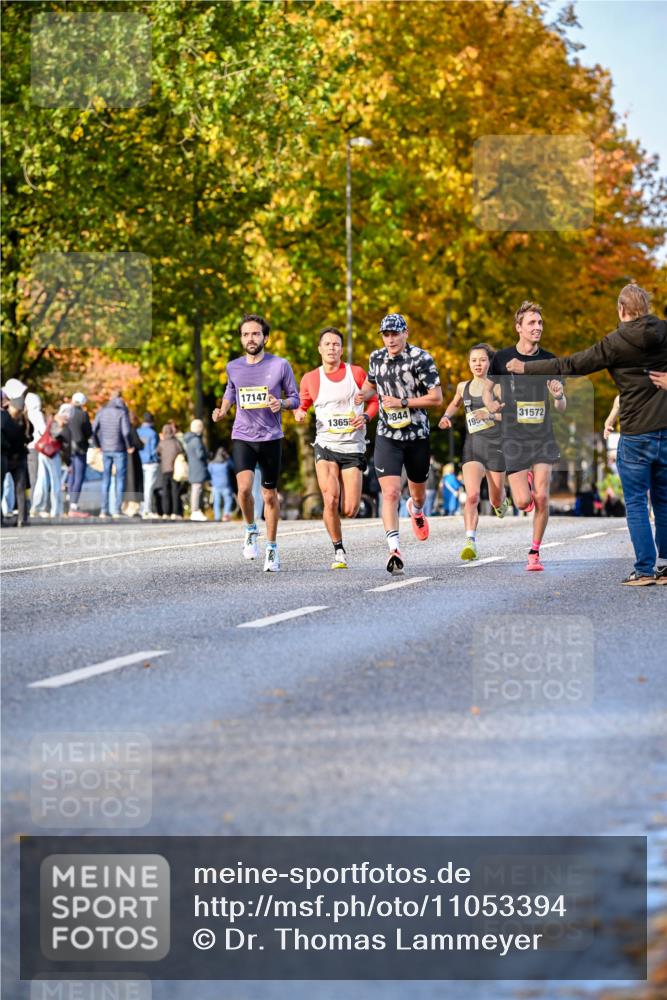 25.10.2026 - hella hamburg halbmarathon Dr. Thomas Lammeyer http://msf.ph/oto/11053394 25.10.2026 10:15:48 Kennedybrücke 17147, 1365, 844, 195, 31572 meine-sportfotos.de