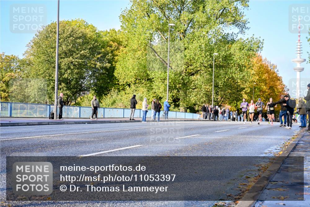 25.10.2026 - hella hamburg halbmarathon Dr. Thomas Lammeyer http://msf.ph/oto/11053397 25.10.2026 10:15:48 Kennedybrücke  meine-sportfotos.de
