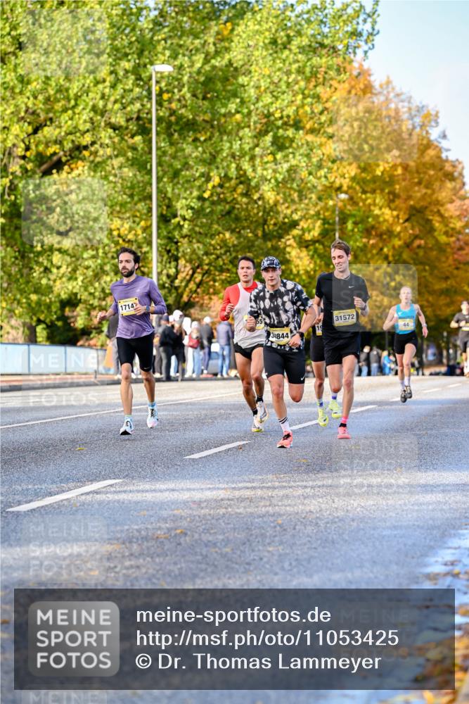 25.10.2026 - hella hamburg halbmarathon Dr. Thomas Lammeyer http://msf.ph/oto/11053425 25.10.2026 10:15:51 Kennedybrücke 1714, 34844, 31572, 44 meine-sportfotos.de