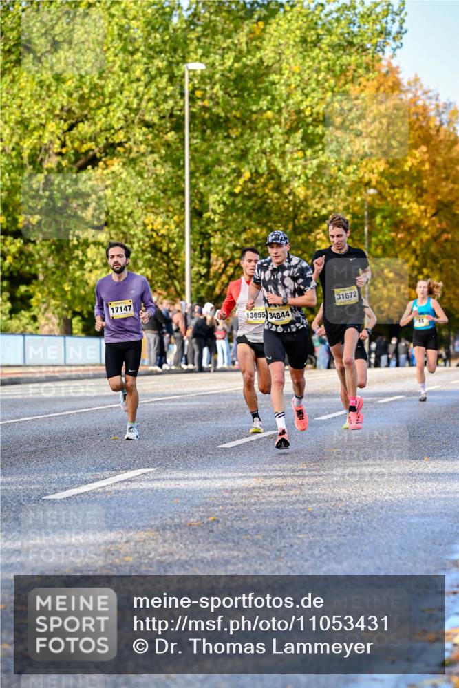 25.10.2026 - hella hamburg halbmarathon Dr. Thomas Lammeyer http://msf.ph/oto/11053431 25.10.2026 10:15:51 Kennedybrücke 17147, 13655, 34844, 31572 meine-sportfotos.de