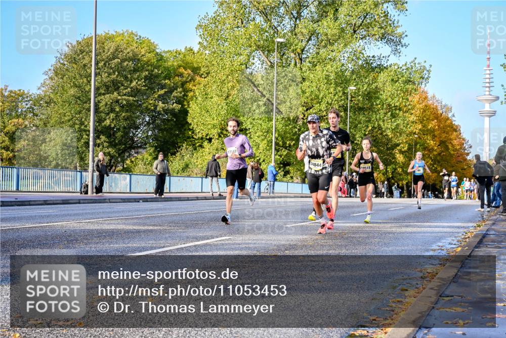25.10.2026 - hella hamburg halbmarathon Dr. Thomas Lammeyer http://msf.ph/oto/11053453 25.10.2026 10:15:53 Kennedybrücke 17147, 34844, 19518 meine-sportfotos.de