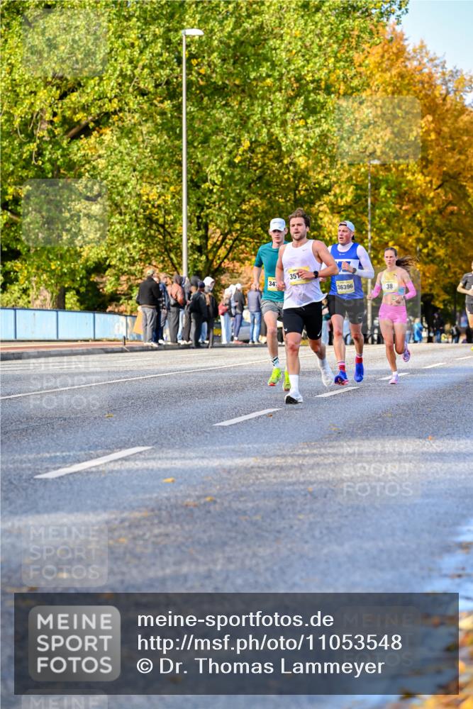 25.10.2026 - hella hamburg halbmarathon Dr. Thomas Lammeyer http://msf.ph/oto/11053548 25.10.2026 10:16:04 Kennedybrücke 351, 34, 36396, 38 meine-sportfotos.de