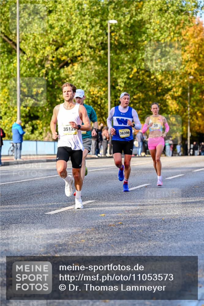 25.10.2026 - hella hamburg halbmarathon Dr. Thomas Lammeyer http://msf.ph/oto/11053573 25.10.2026 10:16:06 Kennedybrücke 35120, 36396, 38 meine-sportfotos.de