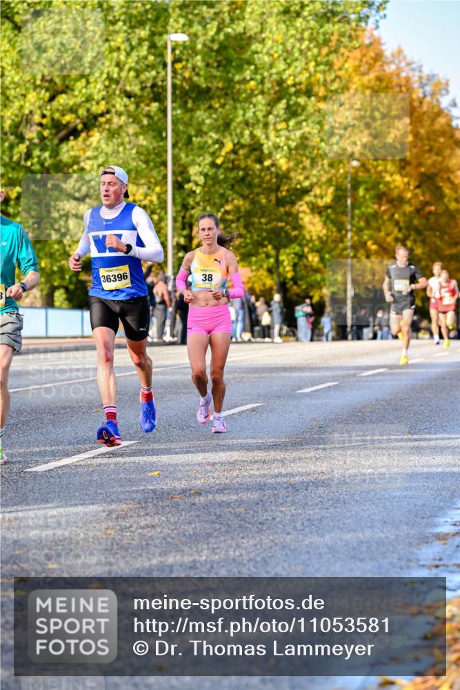 25.10.2026 - hella hamburg halbmarathon Dr. Thomas Lammeyer http://msf.ph/oto/11053581 25.10.2026 10:16:07 Kennedybrücke 36396, 38 meine-sportfotos.de