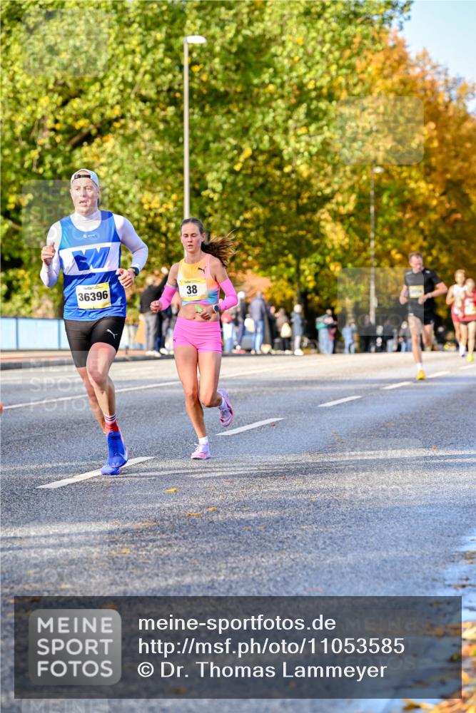 25.10.2026 - hella hamburg halbmarathon Dr. Thomas Lammeyer http://msf.ph/oto/11053585 25.10.2026 10:16:07 Kennedybrücke 36396, 38 meine-sportfotos.de