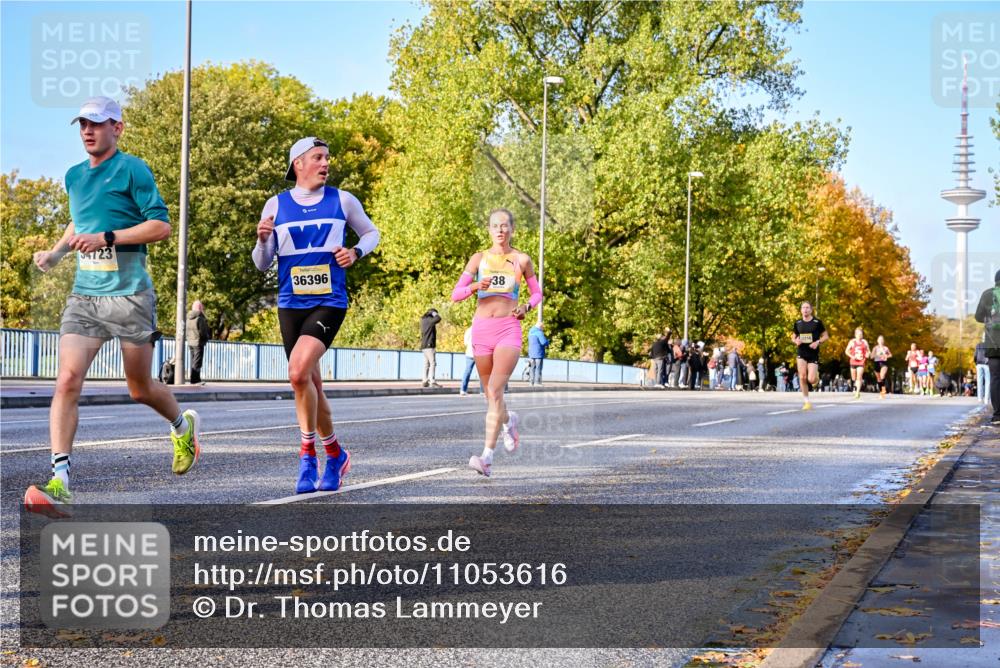 25.10.2026 - hella hamburg halbmarathon Dr. Thomas Lammeyer http://msf.ph/oto/11053616 25.10.2026 10:16:09 Kennedybrücke 54723, 36396, 38 meine-sportfotos.de