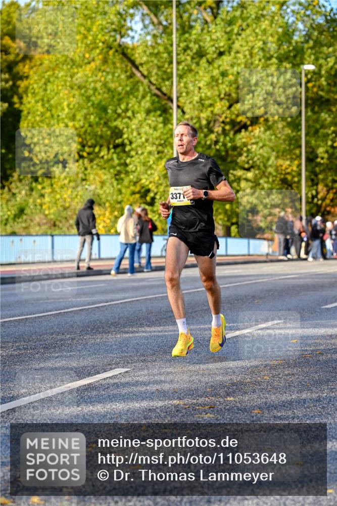 25.10.2026 - hella hamburg halbmarathon Dr. Thomas Lammeyer http://msf.ph/oto/11053648 25.10.2026 10:16:13 Kennedybrücke 3371, 8 meine-sportfotos.de