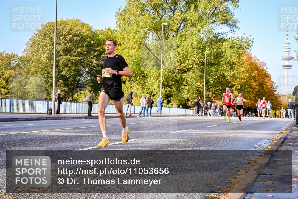 25.10.2026 - hella hamburg halbmarathon Dr. Thomas Lammeyer http://msf.ph/oto/11053656 25.10.2026 10:16:14 Kennedybrücke 337 meine-sportfotos.de