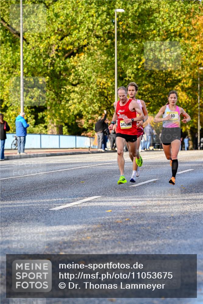25.10.2026 - hella hamburg halbmarathon Dr. Thomas Lammeyer http://msf.ph/oto/11053675 25.10.2026 10:16:15 Kennedybrücke 34396, 10 meine-sportfotos.de