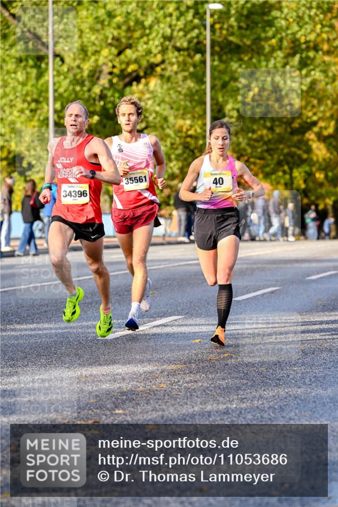 25.10.2026 - hella hamburg halbmarathon Dr. Thomas Lammeyer http://msf.ph/oto/11053686 25.10.2026 10:16:16 Kennedybrücke 34396, 35561, 40 meine-sportfotos.de