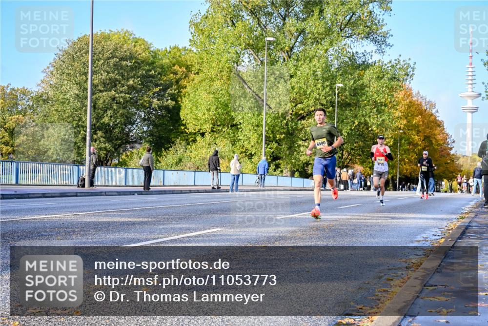 25.10.2026 - hella hamburg halbmarathon Dr. Thomas Lammeyer http://msf.ph/oto/11053773 25.10.2026 10:16:30 Kennedybrücke 6590, 7441 meine-sportfotos.de