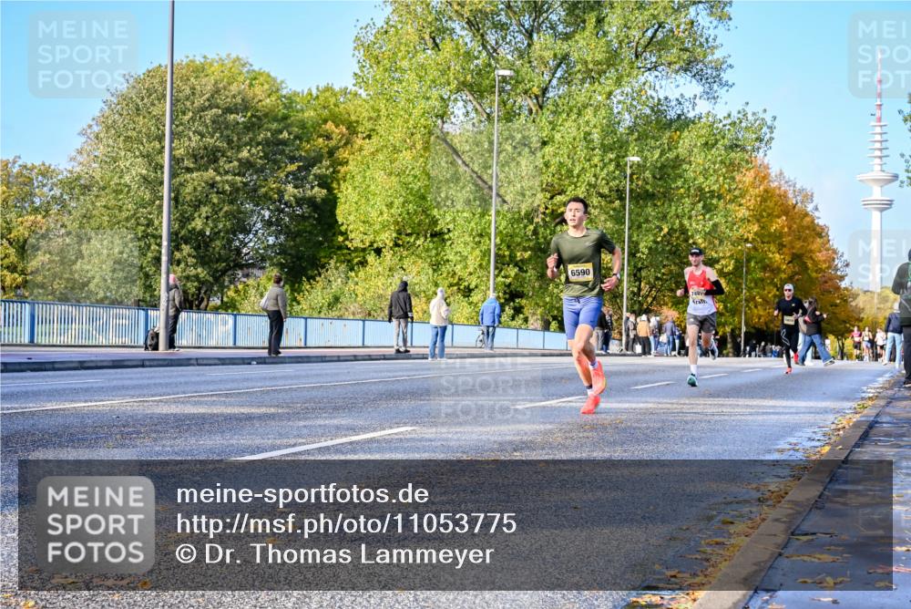 25.10.2026 - hella hamburg halbmarathon Dr. Thomas Lammeyer http://msf.ph/oto/11053775 25.10.2026 10:16:31 Kennedybrücke 6590, 744 meine-sportfotos.de