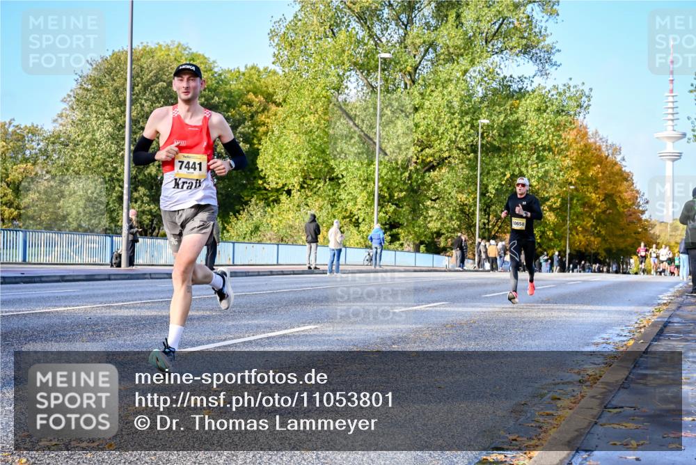 25.10.2026 - hella hamburg halbmarathon Dr. Thomas Lammeyer http://msf.ph/oto/11053801 25.10.2026 10:16:34 Kennedybrücke 7441, 10658 meine-sportfotos.de