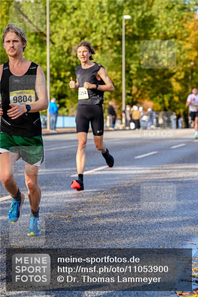 25.10.2026 - hella hamburg halbmarathon Dr. Thomas Lammeyer http://msf.ph/oto/11053900 25.10.2026 10:16:49 Kennedybrücke 9804 meine-sportfotos.de
