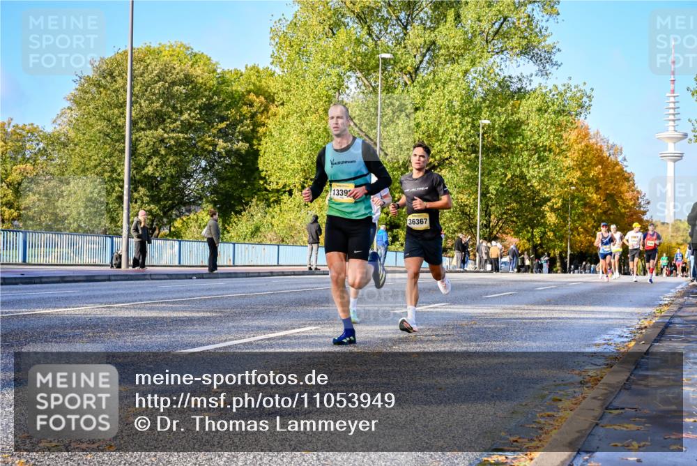 25.10.2026 - hella hamburg halbmarathon Dr. Thomas Lammeyer http://msf.ph/oto/11053949 25.10.2026 10:16:54 Kennedybrücke 1339, 36367 meine-sportfotos.de