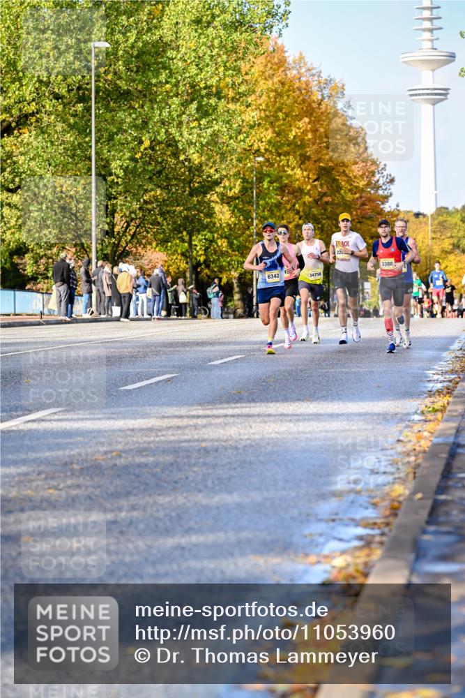 25.10.2026 - hella hamburg halbmarathon Dr. Thomas Lammeyer http://msf.ph/oto/11053960 25.10.2026 10:16:55 Kennedybrücke 22, 3388, 6342, 34758 meine-sportfotos.de