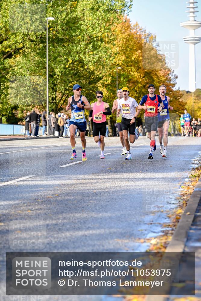 25.10.2026 - hella hamburg halbmarathon Dr. Thomas Lammeyer http://msf.ph/oto/11053975 25.10.2026 10:16:57 Kennedybrücke 6342, 33610, 22628, 3388, 34314 meine-sportfotos.de