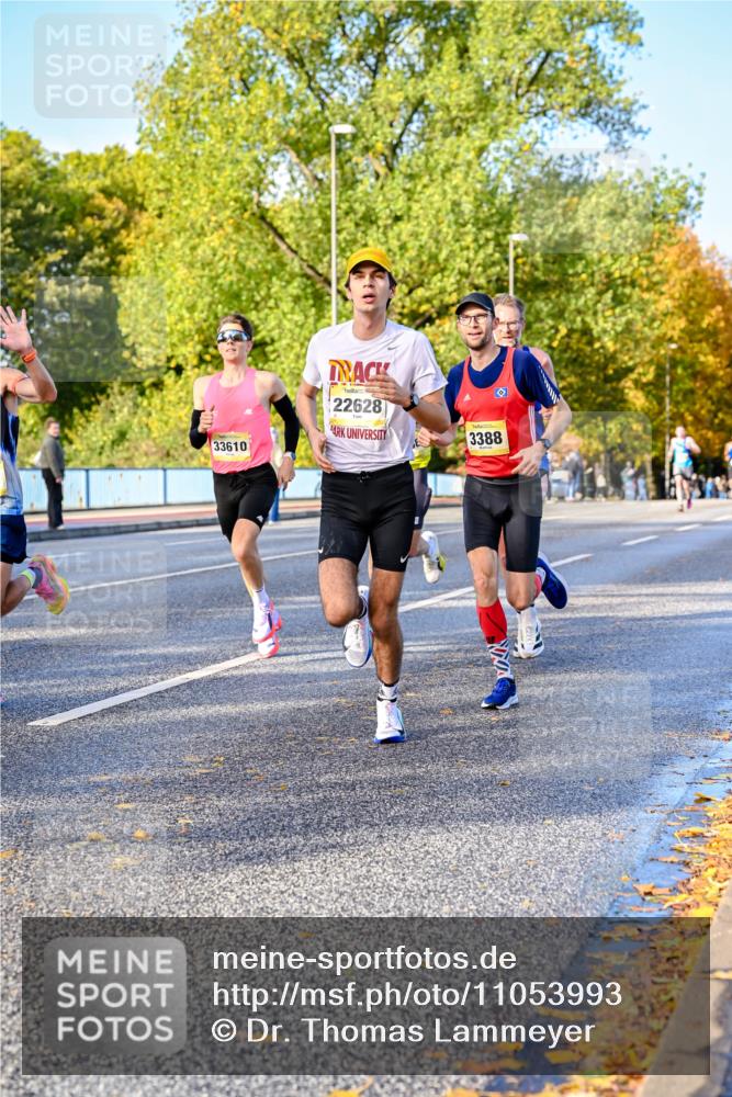 25.10.2026 - hella hamburg halbmarathon Dr. Thomas Lammeyer http://msf.ph/oto/11053993 25.10.2026 10:17:00 Kennedybrücke 33610, 22628, 3388 meine-sportfotos.de