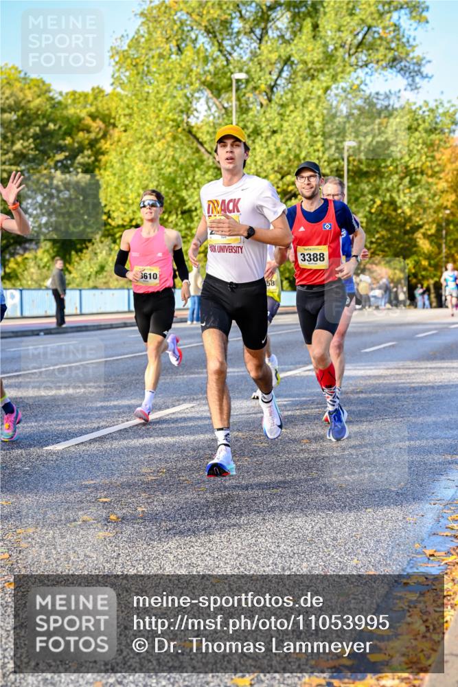 25.10.2026 - hella hamburg halbmarathon Dr. Thomas Lammeyer http://msf.ph/oto/11053995 25.10.2026 10:17:00 Kennedybrücke 3610, 58, 3388 meine-sportfotos.de