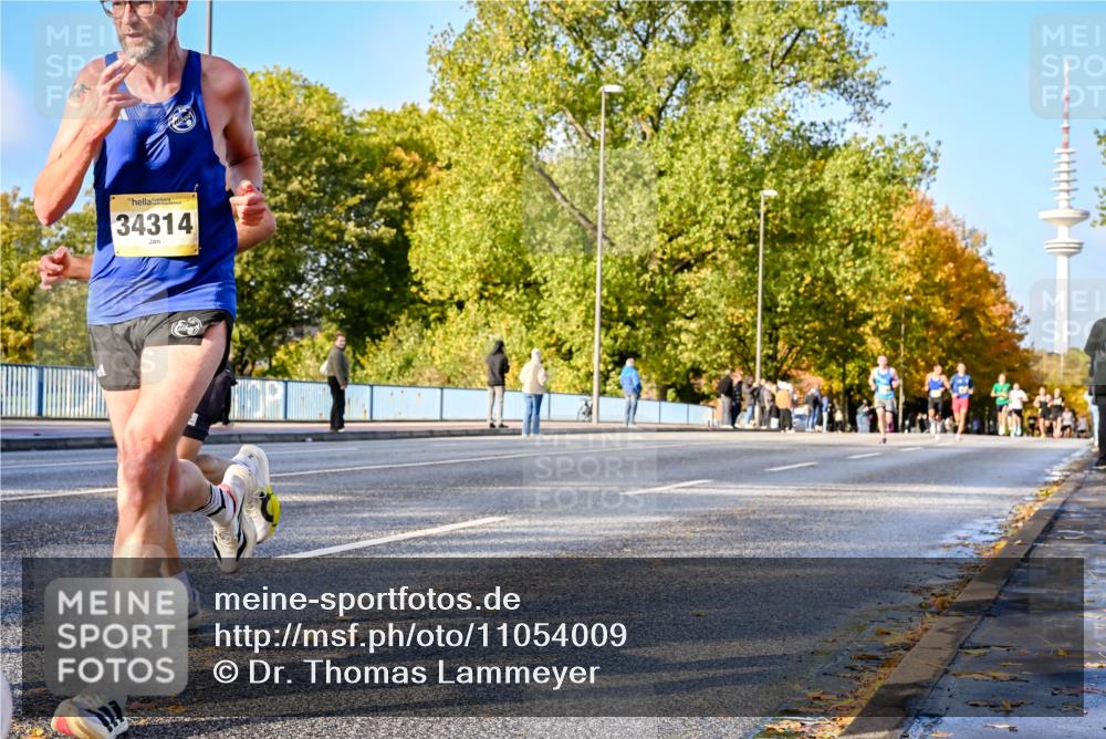 25.10.2026 - hella hamburg halbmarathon Dr. Thomas Lammeyer http://msf.ph/oto/11054009 25.10.2026 10:17:02 Kennedybrücke 34314 meine-sportfotos.de