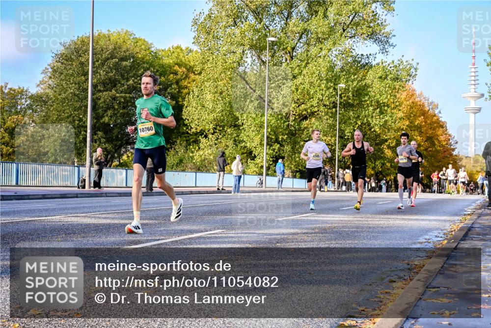 25.10.2026 - hella hamburg halbmarathon Dr. Thomas Lammeyer http://msf.ph/oto/11054082 25.10.2026 10:17:13 Kennedybrücke 10760, 3745, 32679 meine-sportfotos.de