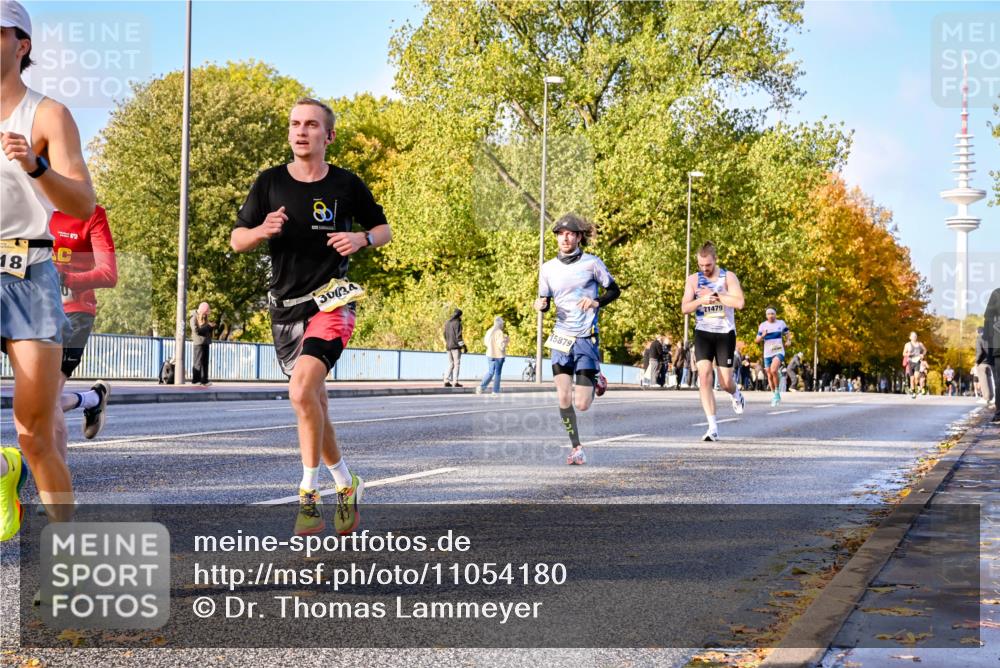 25.10.2026 - hella hamburg halbmarathon Dr. Thomas Lammeyer http://msf.ph/oto/11054180 25.10.2026 10:17:27 Kennedybrücke 18, 30, 34, 15879, 21479 meine-sportfotos.de