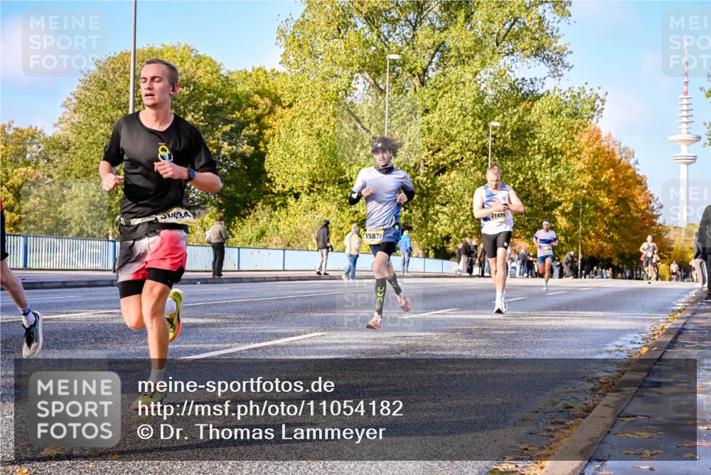 25.10.2026 - hella hamburg halbmarathon Dr. Thomas Lammeyer http://msf.ph/oto/11054182 25.10.2026 10:17:27 Kennedybrücke 15879, 21479 meine-sportfotos.de