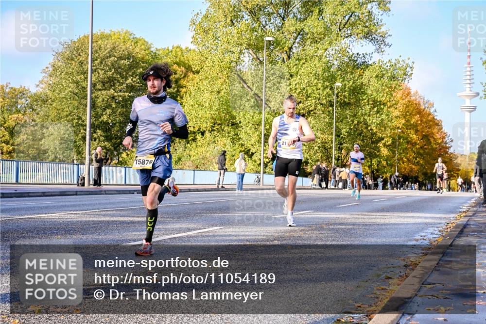 25.10.2026 - hella hamburg halbmarathon Dr. Thomas Lammeyer http://msf.ph/oto/11054189 25.10.2026 10:17:28 Kennedybrücke 15879, 21, 24366 meine-sportfotos.de