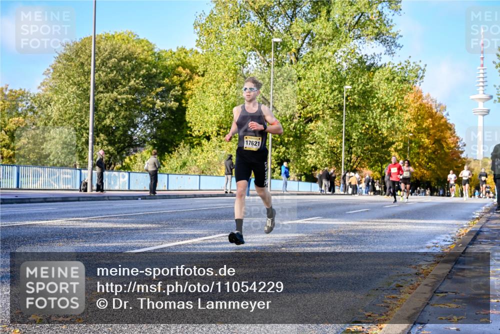 25.10.2026 - hella hamburg halbmarathon Dr. Thomas Lammeyer http://msf.ph/oto/11054229 25.10.2026 10:17:36 Kennedybrücke 17621 meine-sportfotos.de