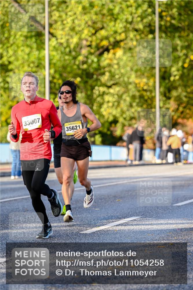 25.10.2026 - hella hamburg halbmarathon Dr. Thomas Lammeyer http://msf.ph/oto/11054258 25.10.2026 10:17:40 Kennedybrücke 33007, 35621 meine-sportfotos.de