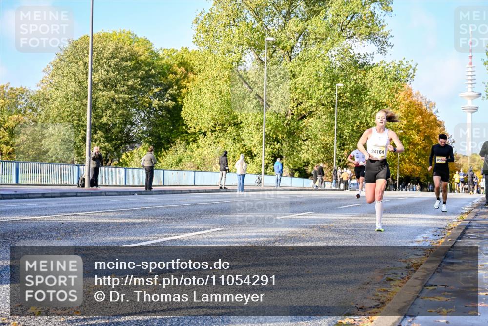 25.10.2026 - hella hamburg halbmarathon Dr. Thomas Lammeyer http://msf.ph/oto/11054291 25.10.2026 10:17:43 Kennedybrücke 34164, 8564 meine-sportfotos.de