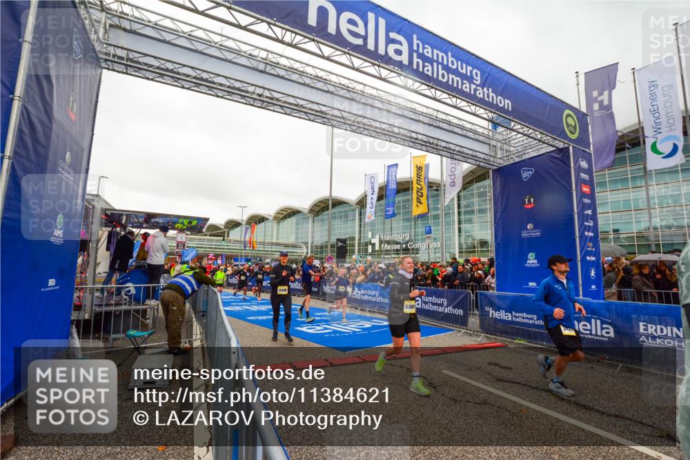 25.10.2026 - hella hamburg halbmarathon LAZAROV Photography http://msf.ph/oto/11384621 25.10.2026 12:27:01 Ziel 13532, 2054, 17410, 5114, 11321, 12930, 2424, 33067, 5195, 5194 meine-sportfotos.de