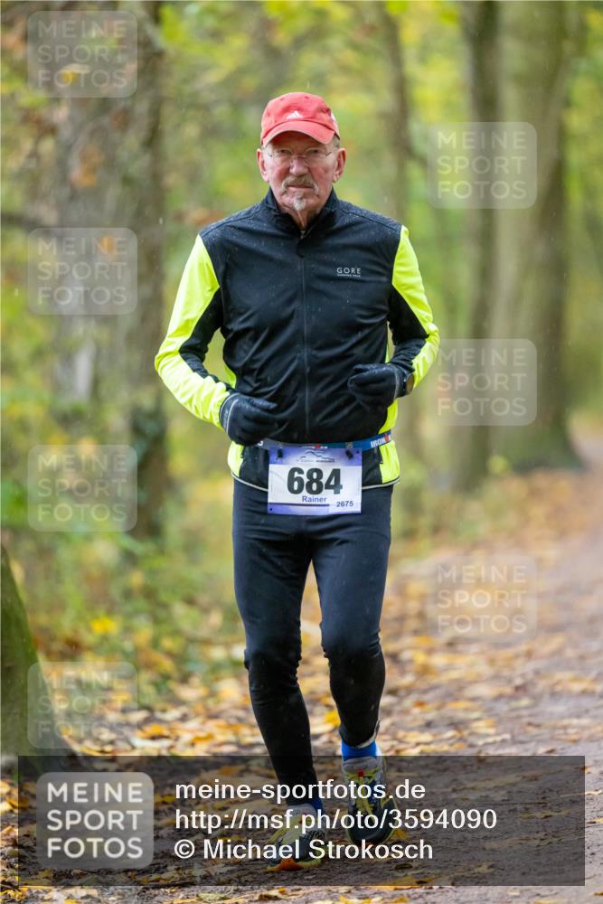 07.11.2021 - Bramfelder Winterlaufserie 2021/2022 Lauf 1 Michael Strokosch http://msf.ph/oto/3594090 07.11.2021 10:58:15 Laufen 684, 2675 meine-sportfotos.de
