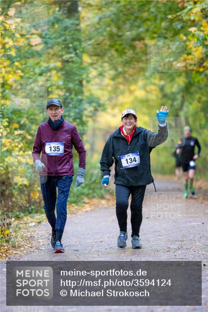 07.11.2021 - Bramfelder Winterlaufserie 2021/2022 Lauf 1 Michael Strokosch http://msf.ph/oto/3594124 07.11.2021 11:03:12 Laufen 2706, 135, 2659, 134 meine-sportfotos.de