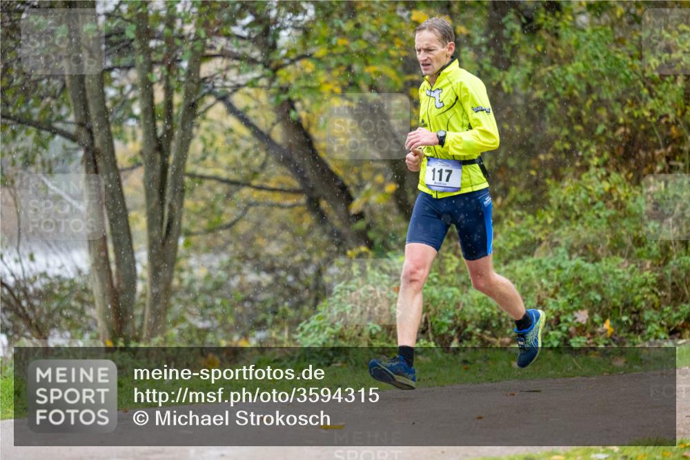 07.11.2021 - Bramfelder Winterlaufserie 2021/2022 Lauf 1 Michael Strokosch http://msf.ph/oto/3594315 07.11.2021 11:25:48 Laufen 117 meine-sportfotos.de