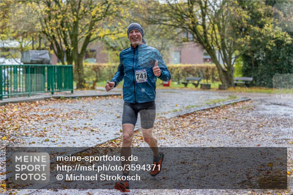 07.11.2021 - Bramfelder Winterlaufserie 2021/2022 Lauf 1 Michael Strokosch http://msf.ph/oto/3594371 07.11.2021 11:35:29 Laufen 741 meine-sportfotos.de
