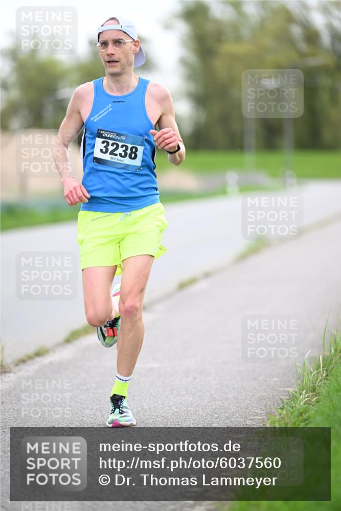 07.04.2024 - 43. Internationalen Wilhelmsburger Insellauf Dr. Thomas Lammeyer http://msf.ph/oto/6037560 07.04.2024 10:22:03 Laufen 43, 3238 meine-sportfotos.de
