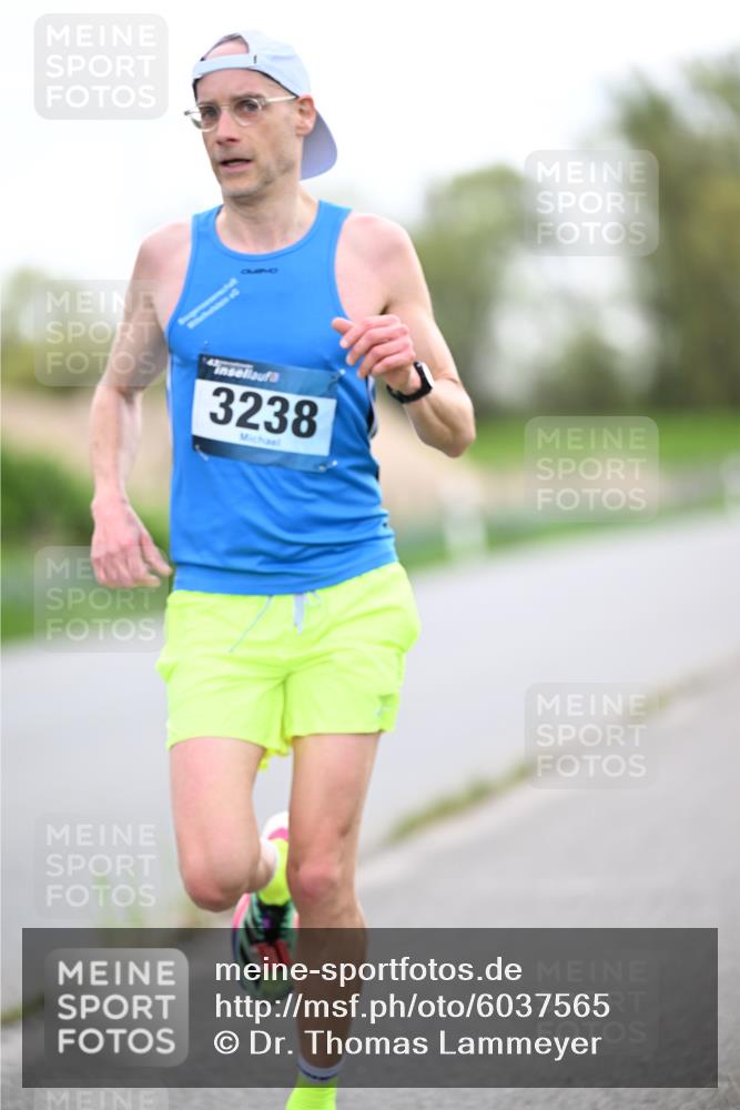 07.04.2024 - 43. Internationalen Wilhelmsburger Insellauf Dr. Thomas Lammeyer http://msf.ph/oto/6037565 07.04.2024 10:22:04 Laufen 3238 meine-sportfotos.de