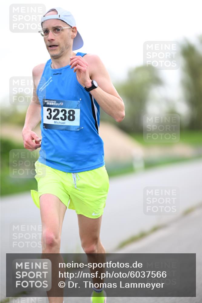 07.04.2024 - 43. Internationalen Wilhelmsburger Insellauf Dr. Thomas Lammeyer http://msf.ph/oto/6037566 07.04.2024 10:22:04 Laufen 6340, 3238 meine-sportfotos.de