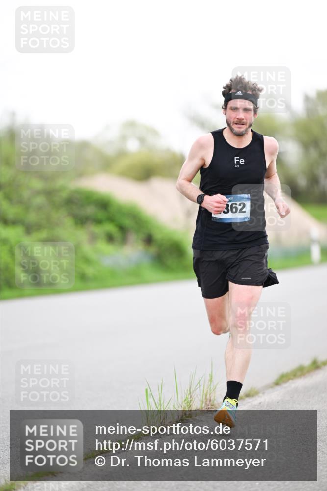 07.04.2024 - 43. Internationalen Wilhelmsburger Insellauf Dr. Thomas Lammeyer http://msf.ph/oto/6037571 07.04.2024 10:22:19 Laufen 226, 362 meine-sportfotos.de