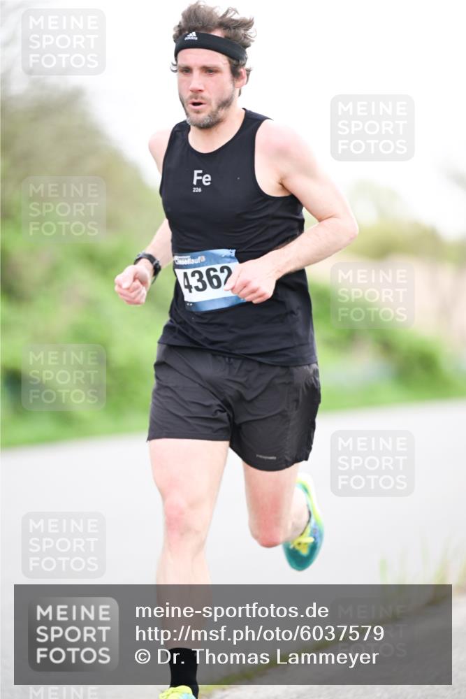 07.04.2024 - 43. Internationalen Wilhelmsburger Insellauf Dr. Thomas Lammeyer http://msf.ph/oto/6037579 07.04.2024 10:22:20 Laufen 226, 4362 meine-sportfotos.de